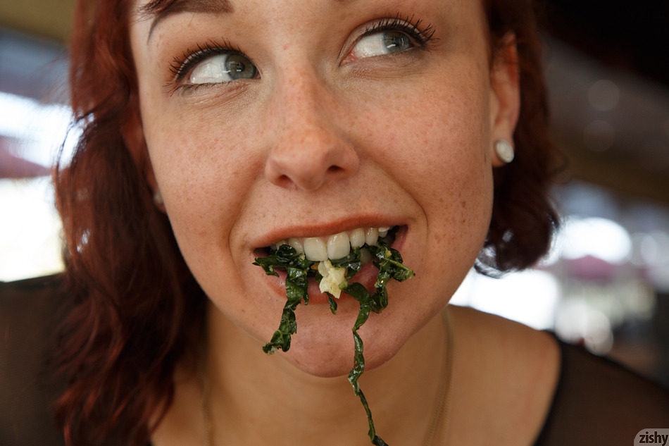 Spencer Bisson Tastes LA Kale - 3